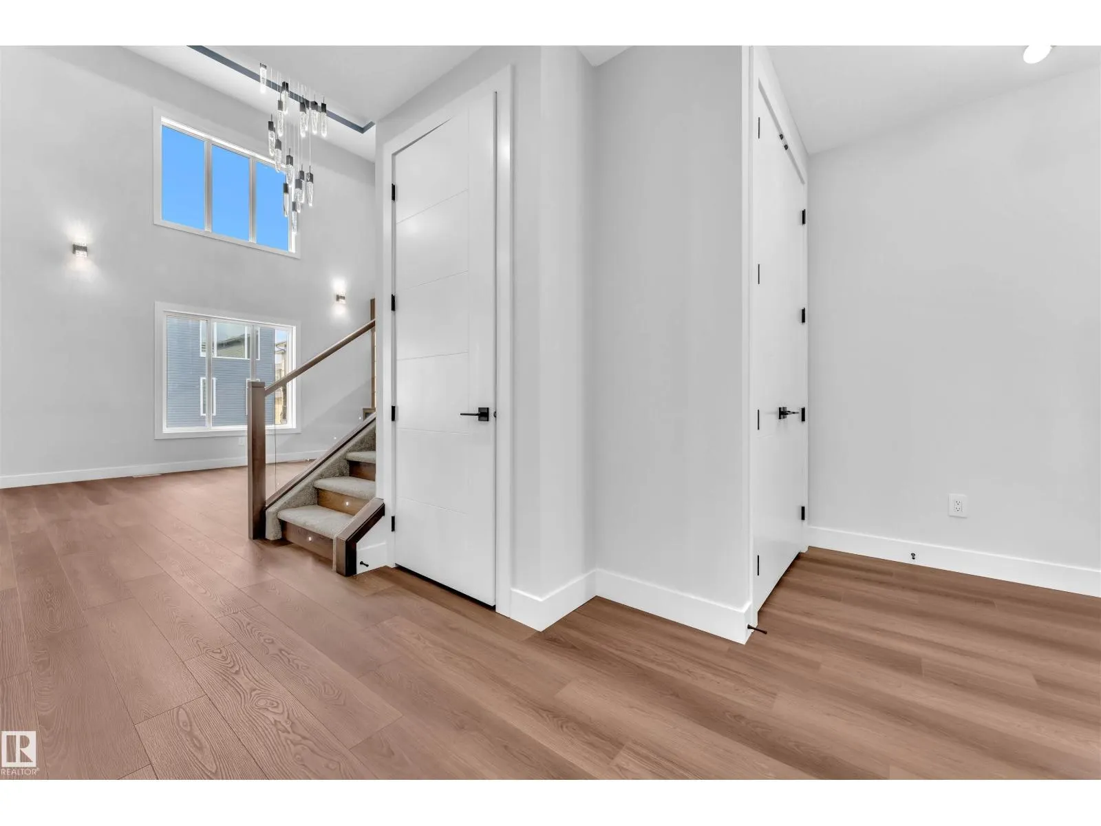 6216 18 ST