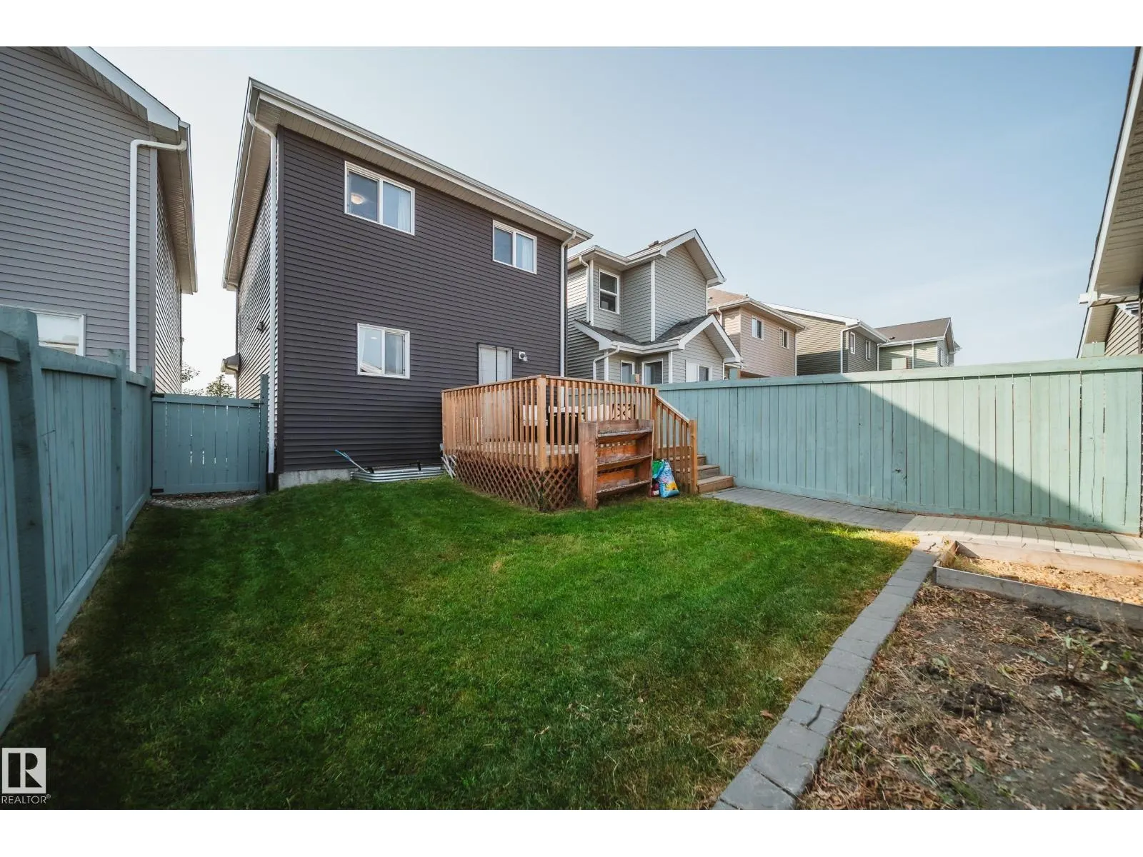 16728 15 AV SW