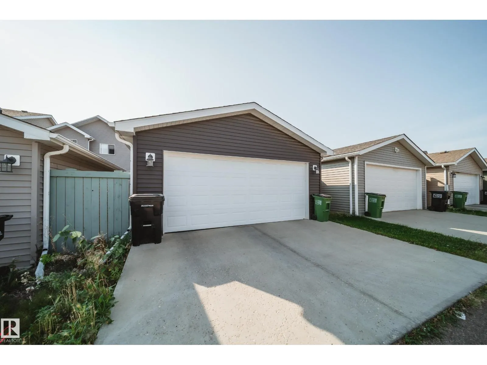 16728 15 AV SW