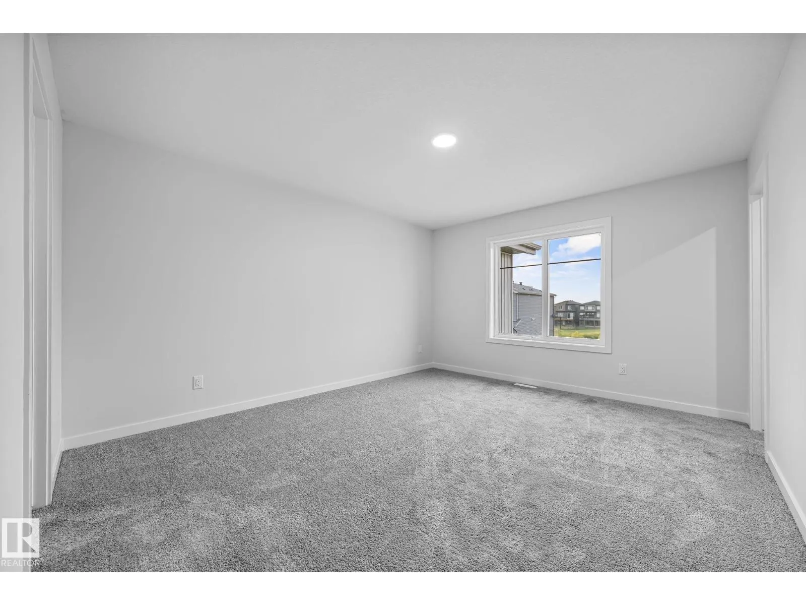 6385 KING WD SW