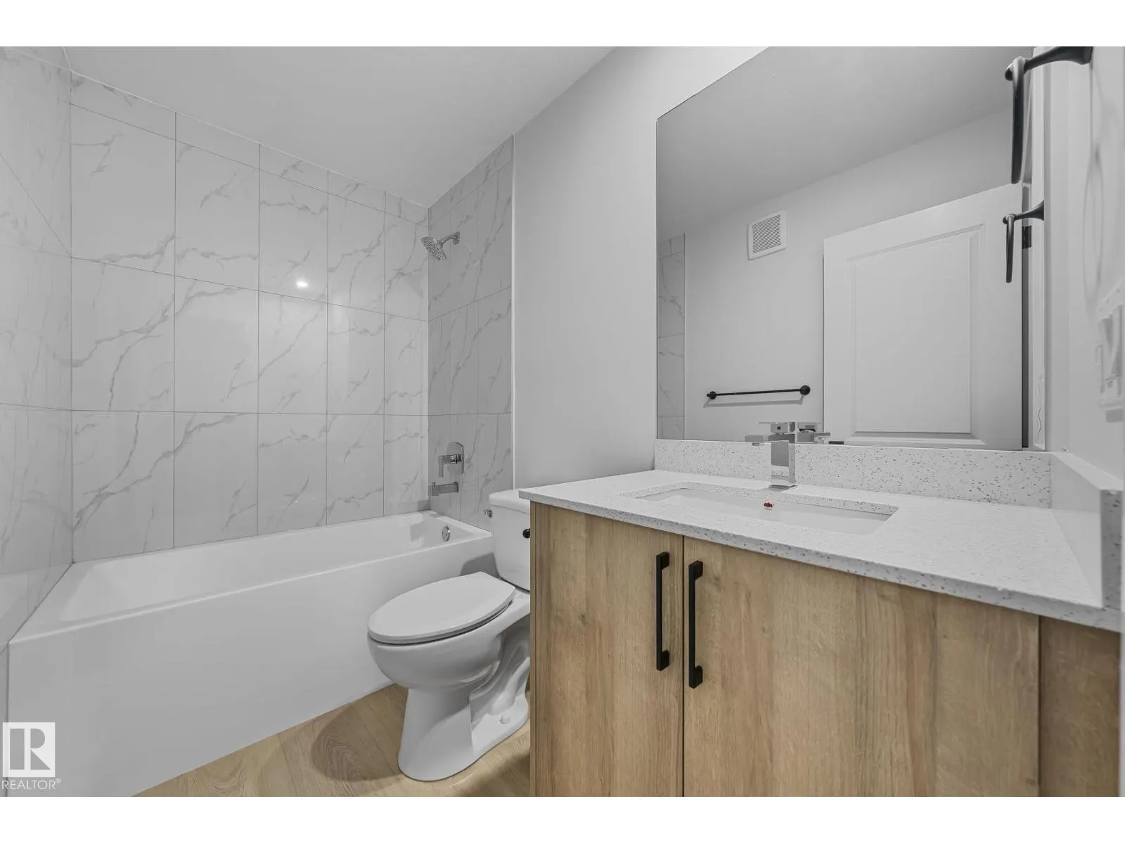 6385 KING WD SW