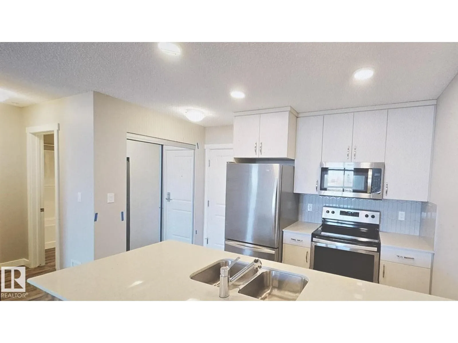 #409 1506 TAMARACK BV NW