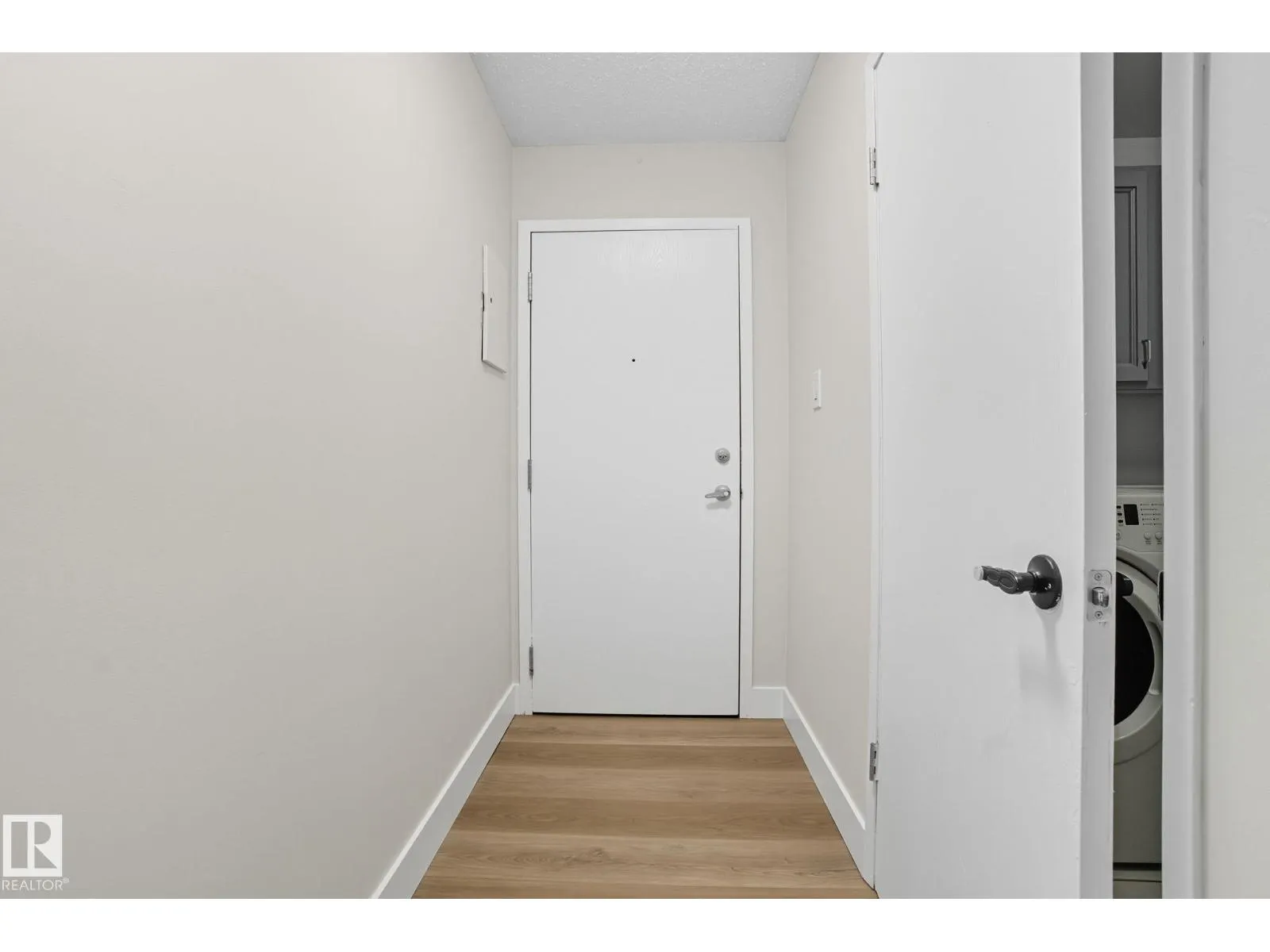 #6 10160 119 ST NW