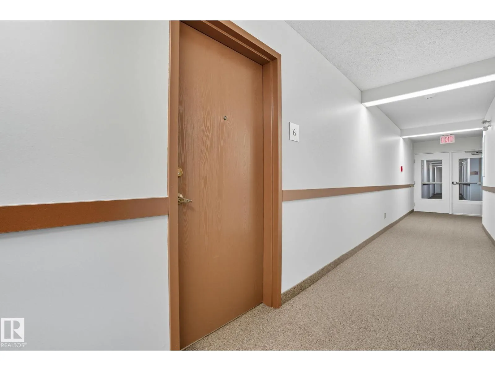 #6 10160 119 ST NW