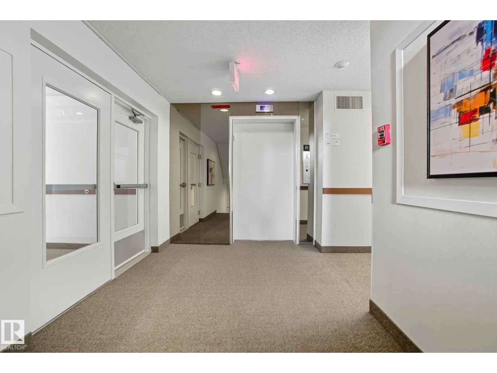 #6 10160 119 ST NW