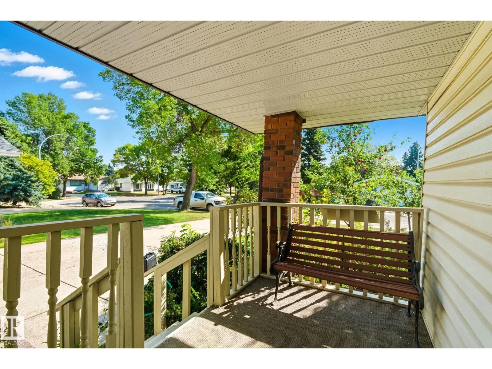 552 Sage Crescent