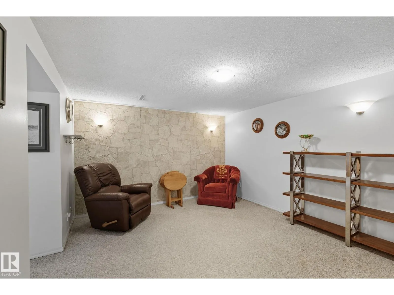 552 Sage Crescent