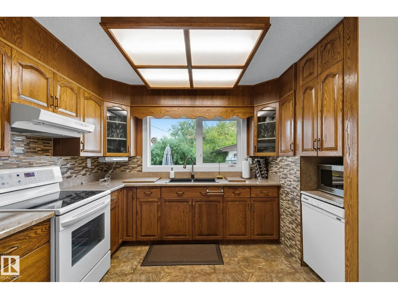 552 Sage Crescent