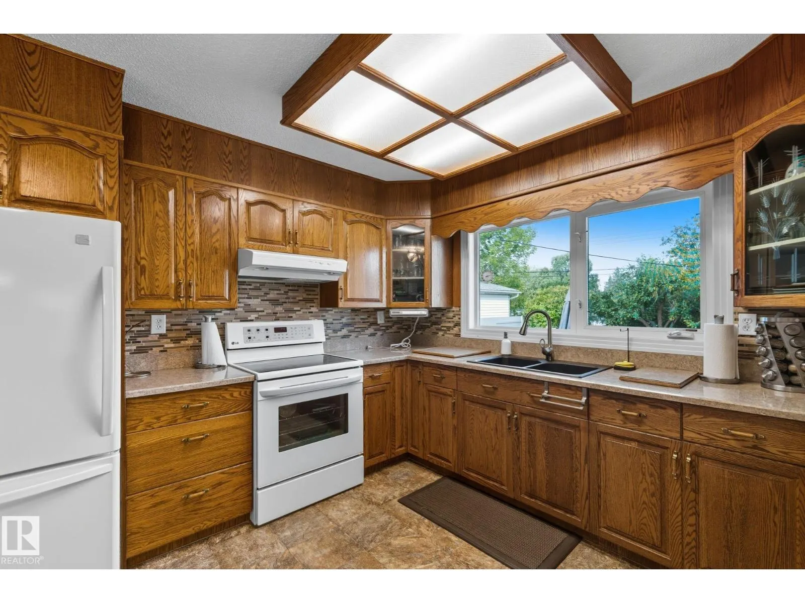 552 Sage Crescent