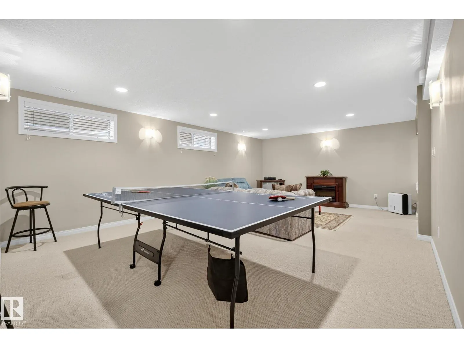 11570 13 AV NW
