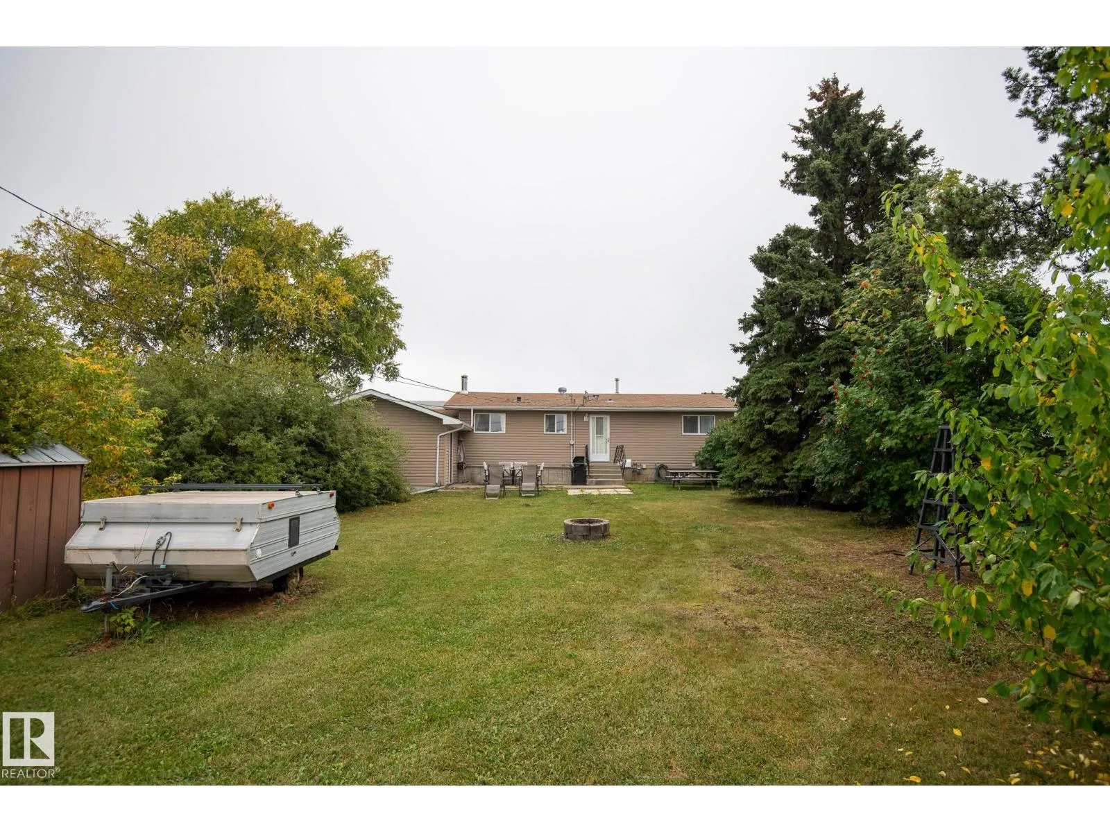 1733 6 ST