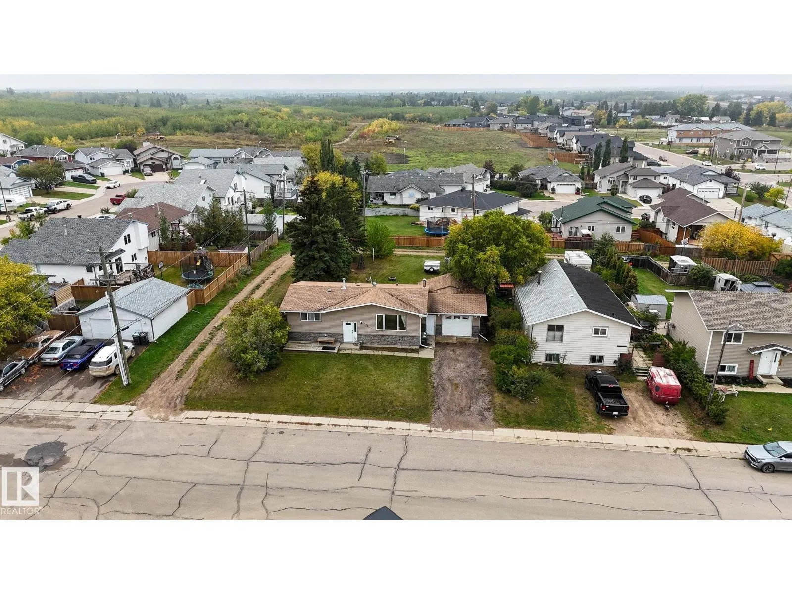 1733 6 ST