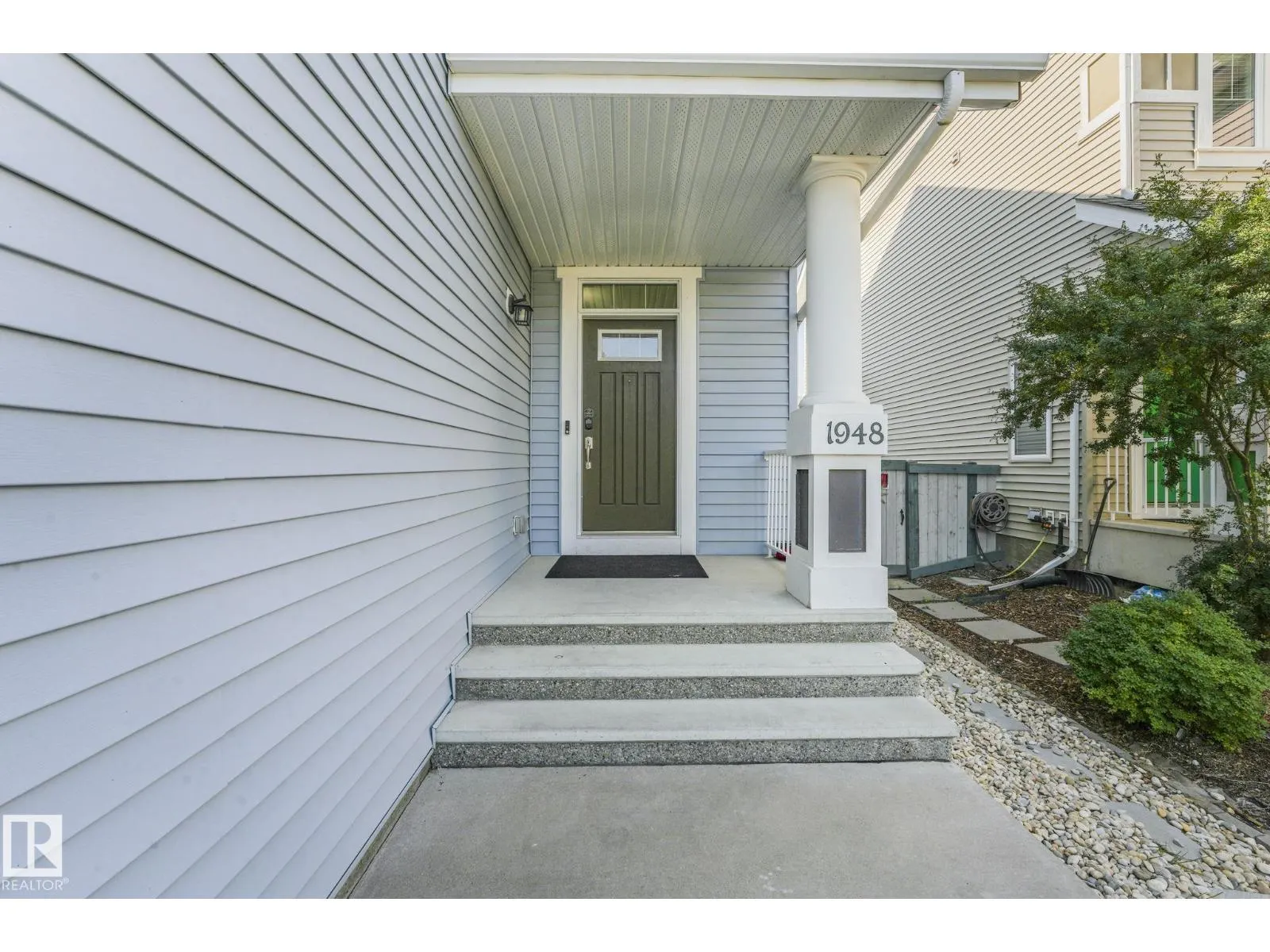 1948 78 ST SW