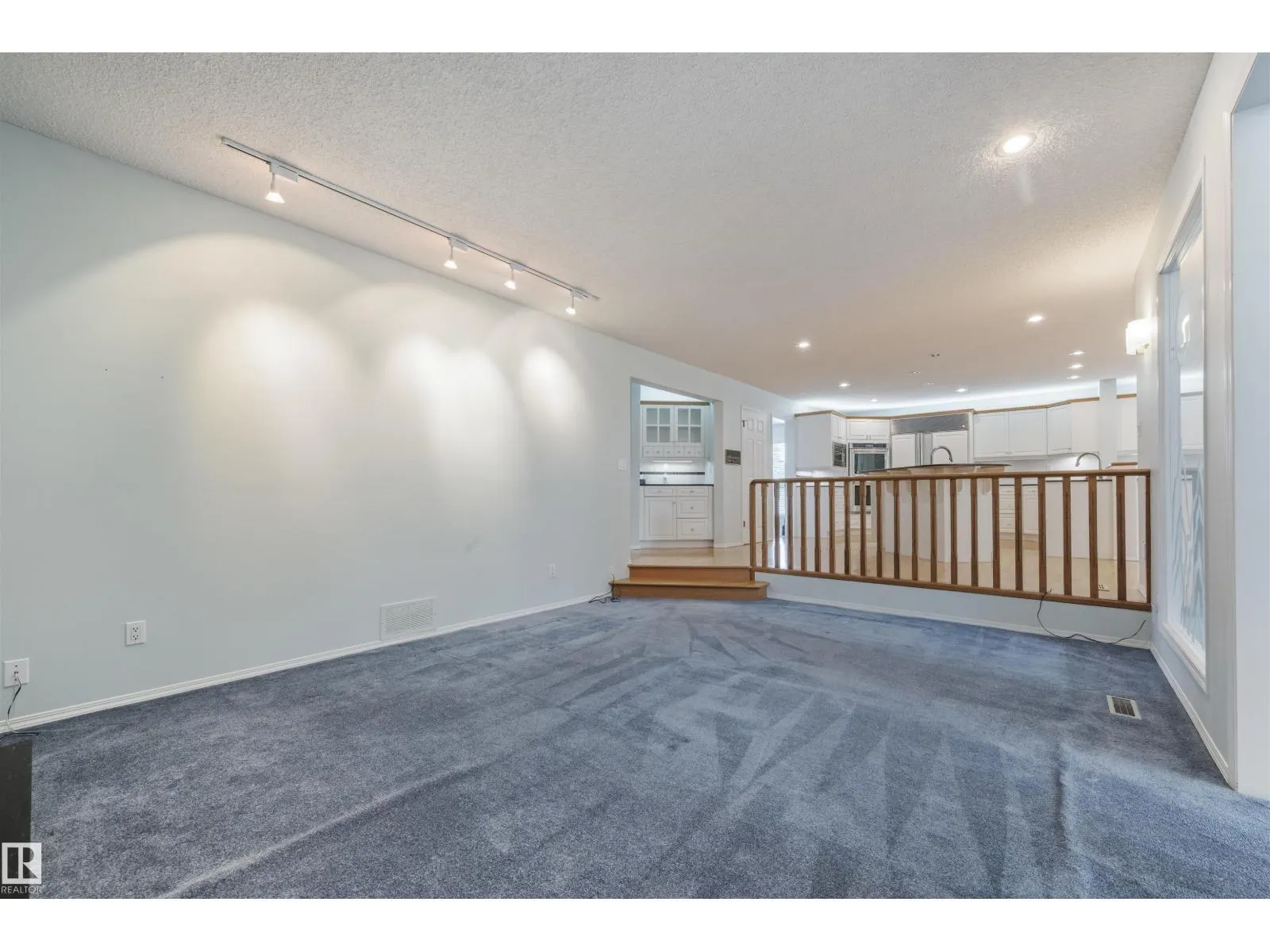 12431 29A AV NW