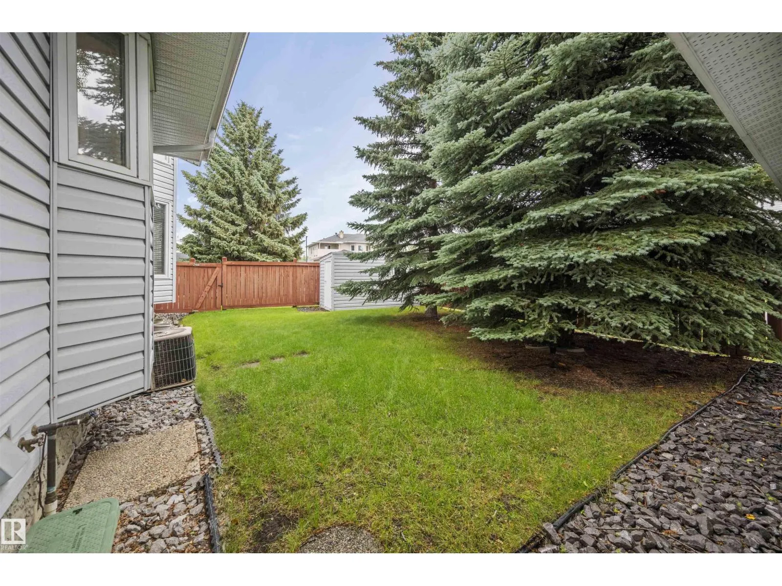 12431 29A AV NW