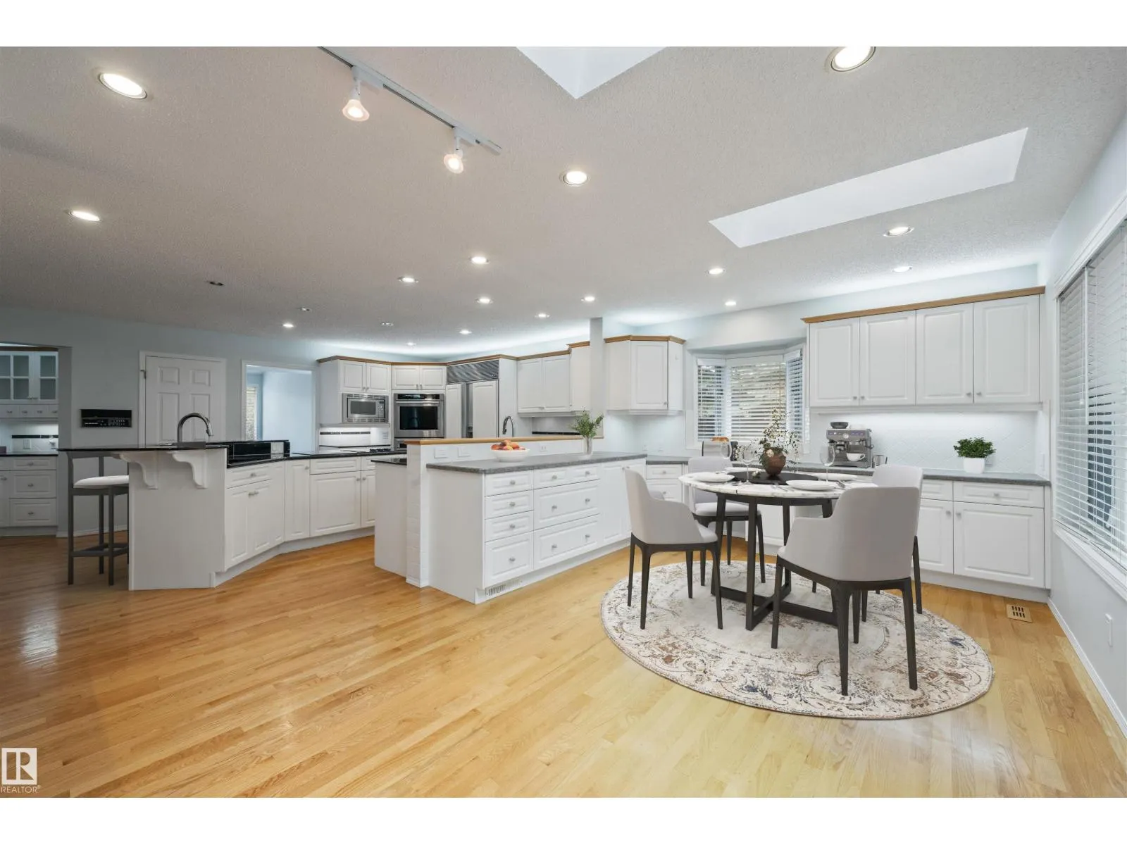 12431 29A AV NW