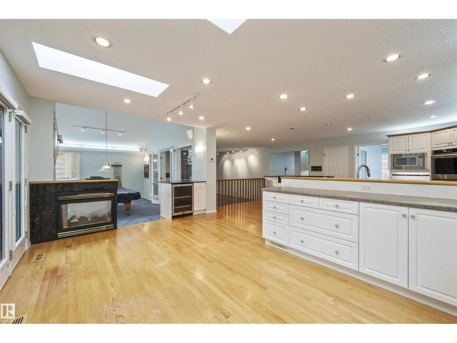 12431 29A AV NW