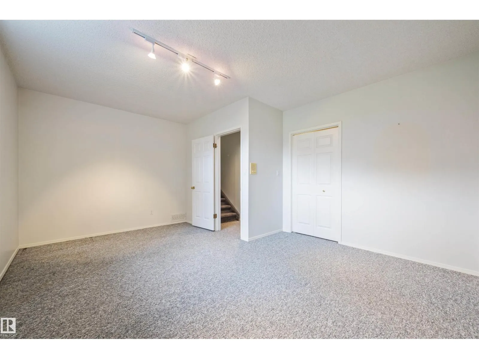 12431 29A AV NW