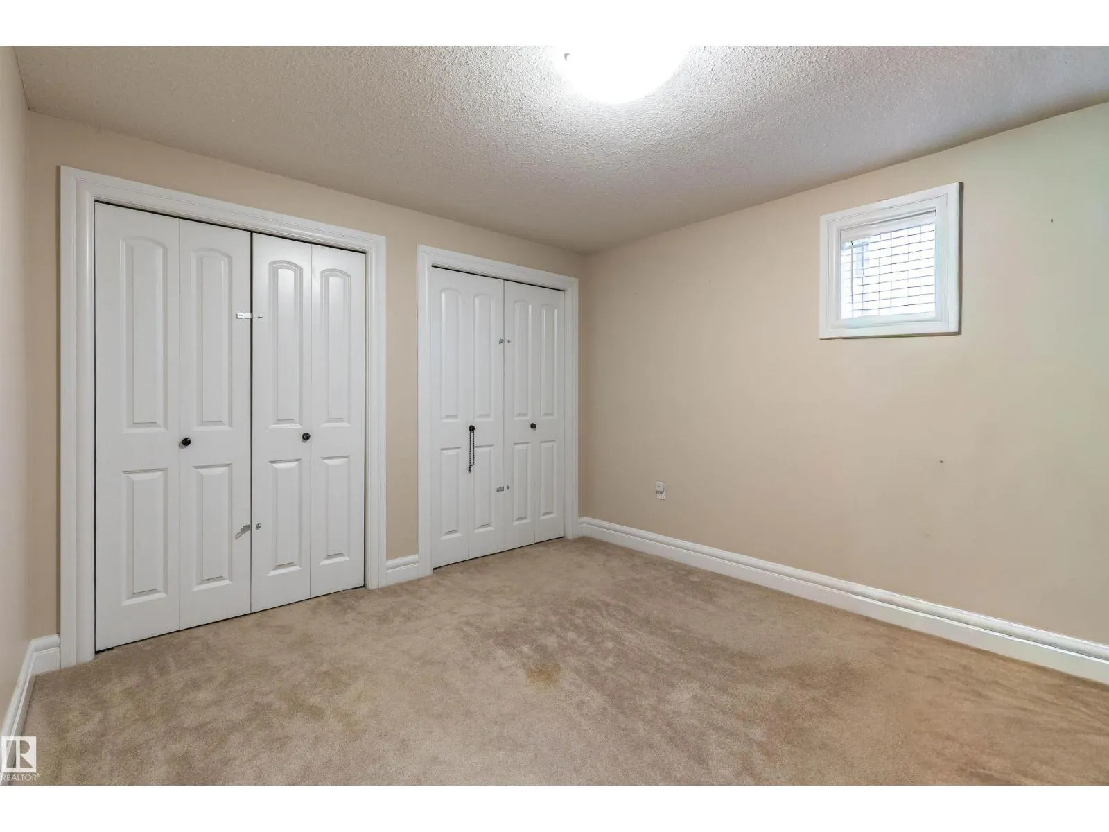 4224 157 AV NW