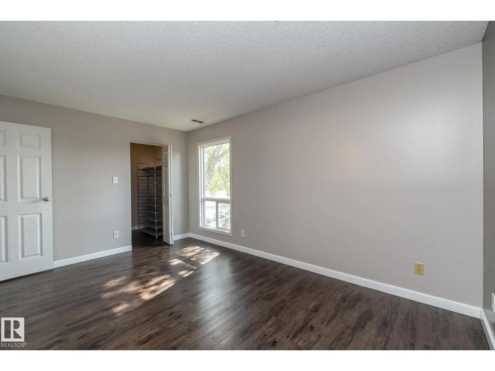 #23 14620 26 ST NW