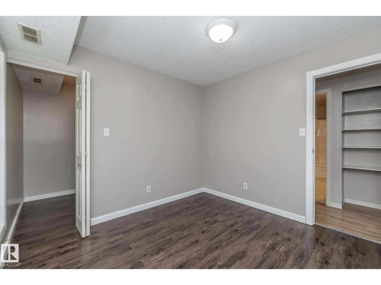 #23 14620 26 ST NW