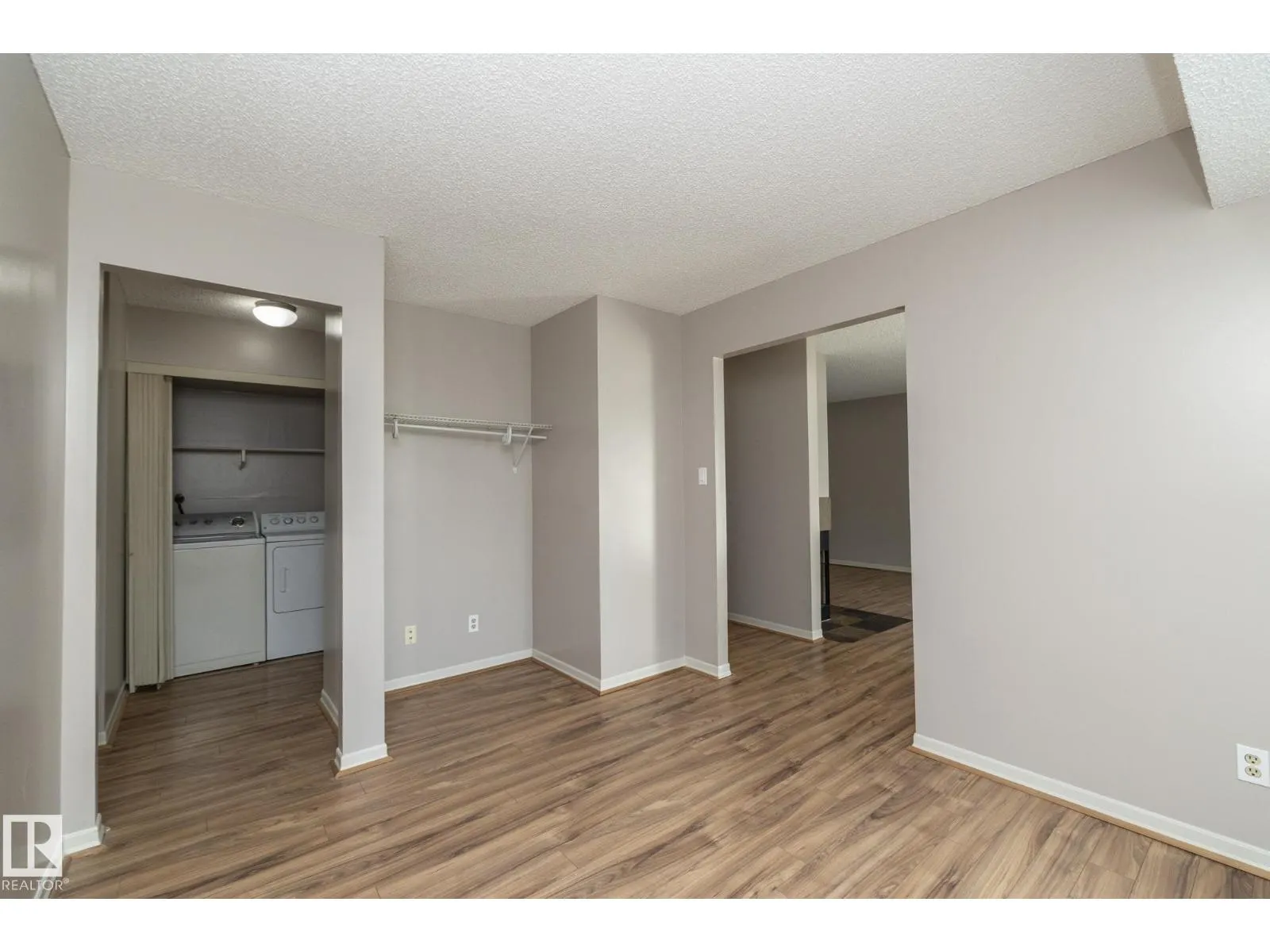 #23 14620 26 ST NW