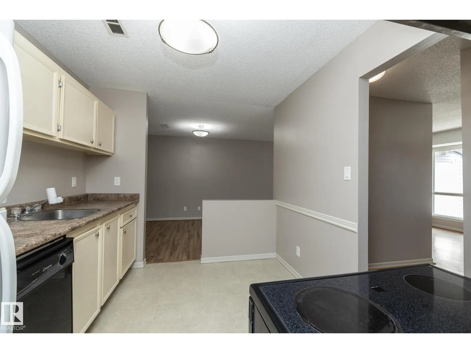 #23 14620 26 ST NW