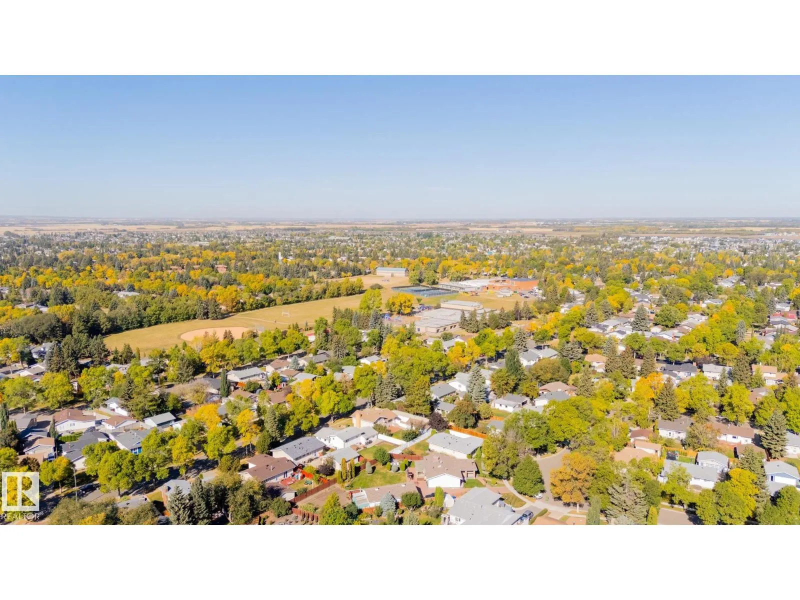 16 LAROSE DR