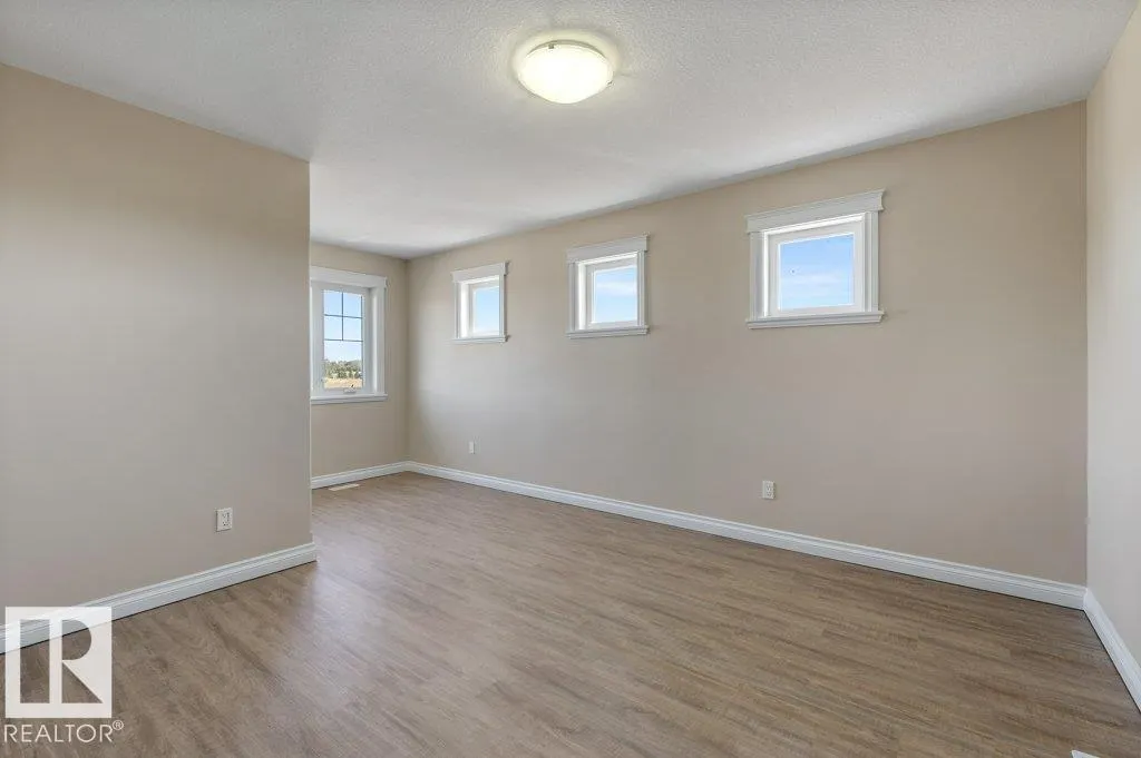 #13 51109 RGE ROAD 271