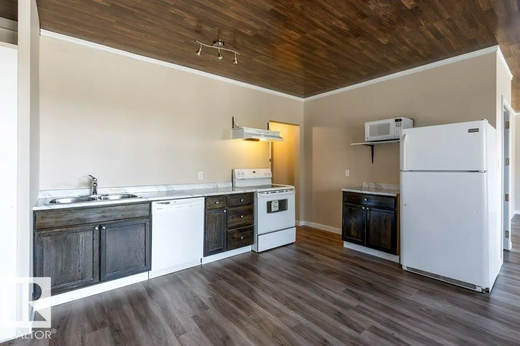#13 51109 RGE ROAD 271