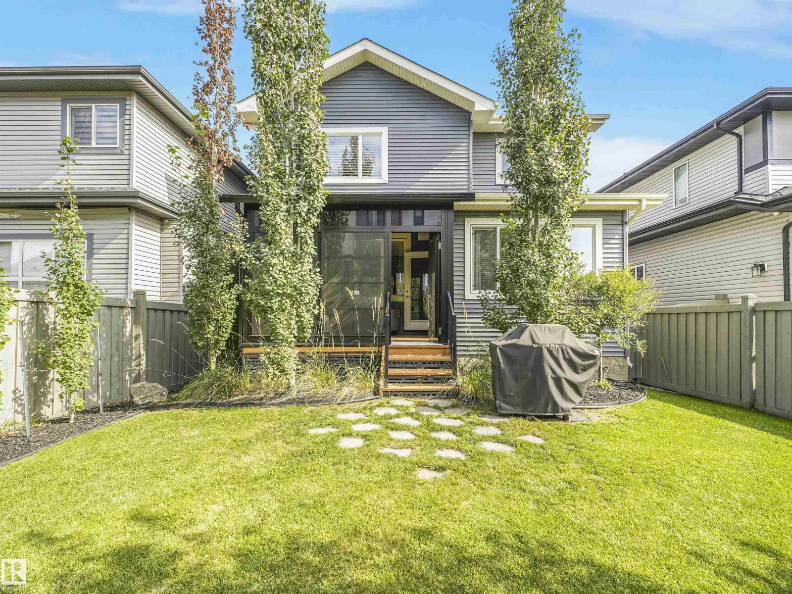 4162 CHARLES LI SW
