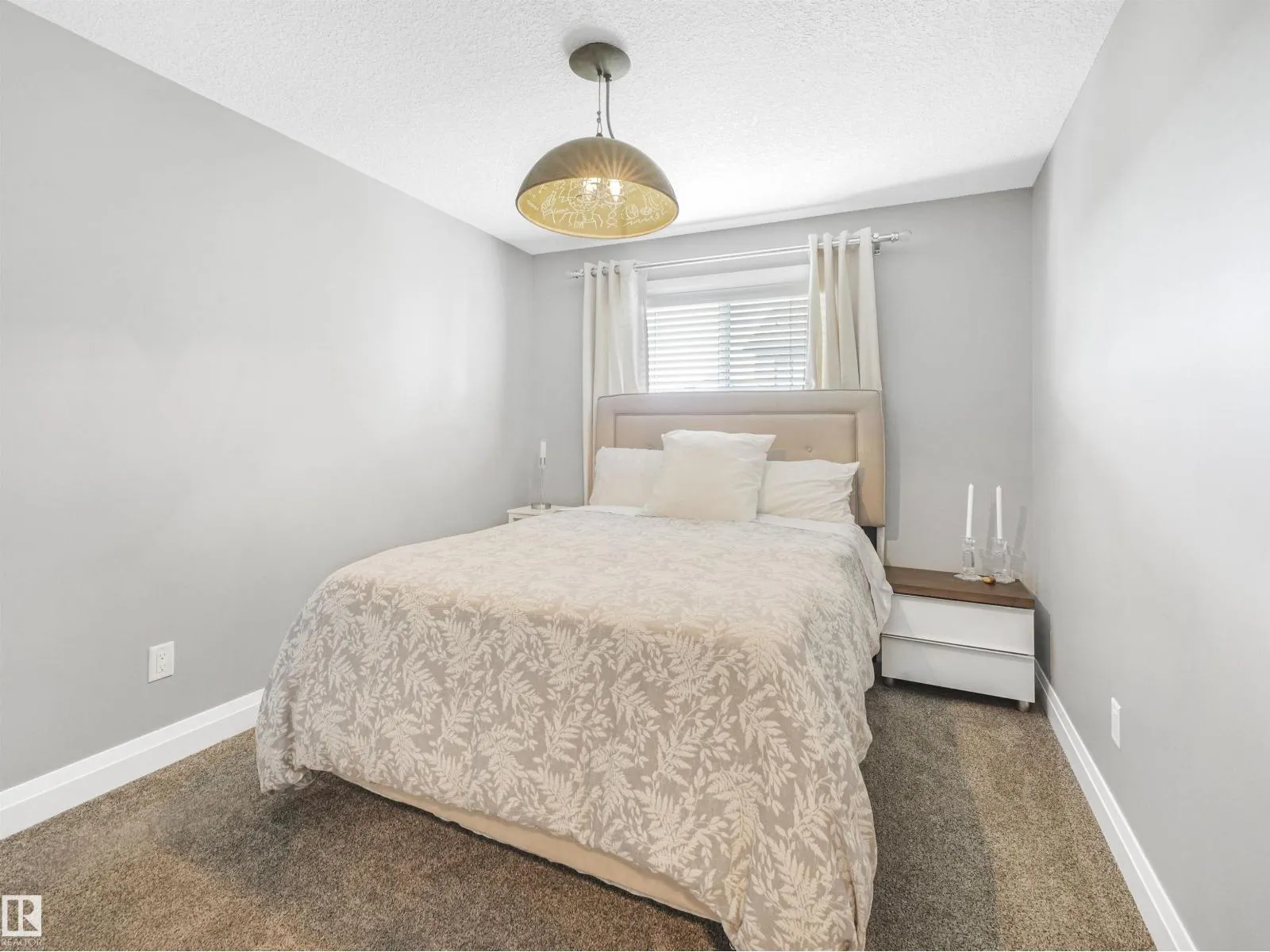 4162 CHARLES LI SW