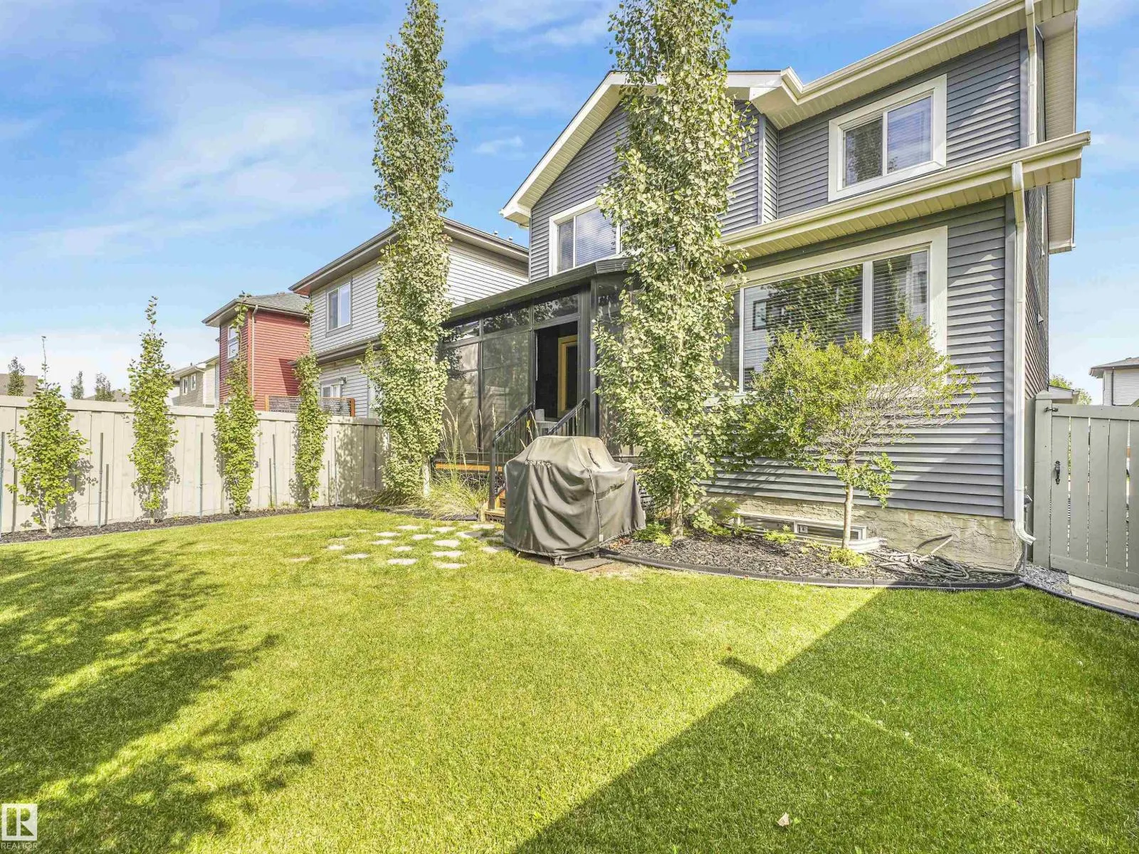 4162 CHARLES LI SW