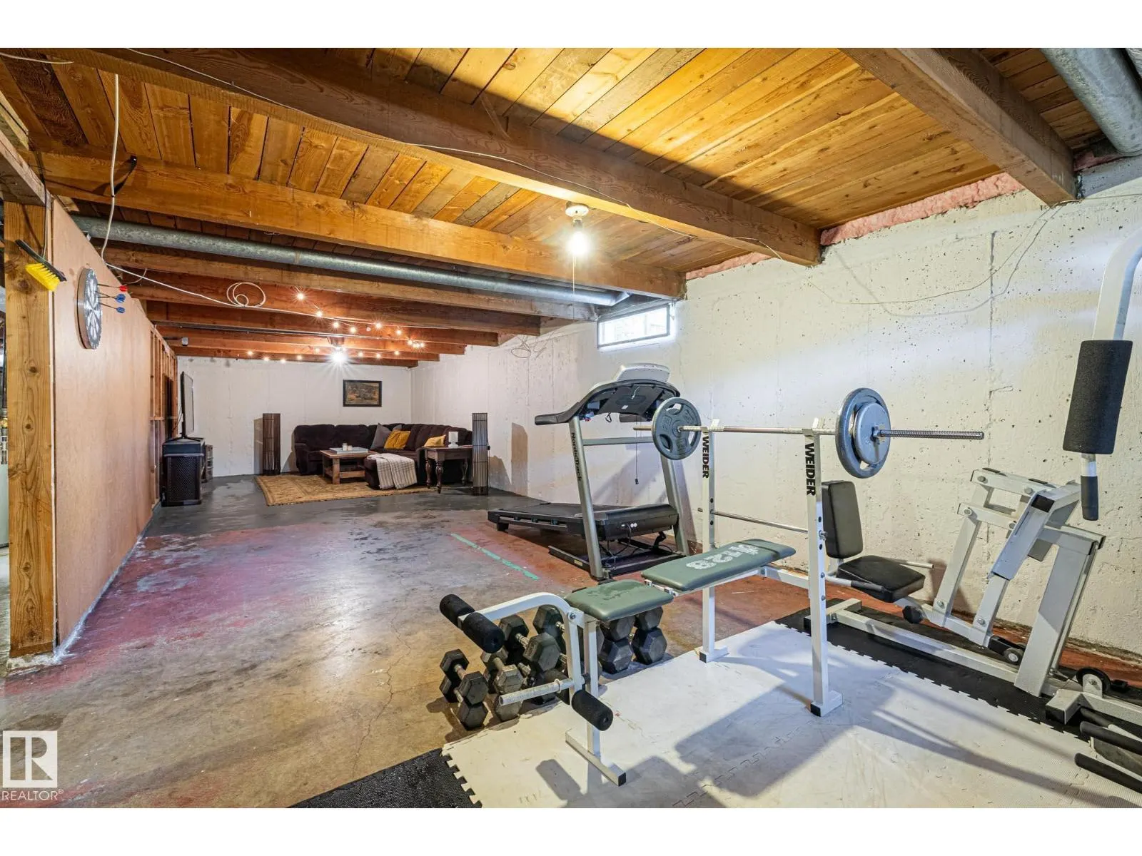 13515 124 ST NW