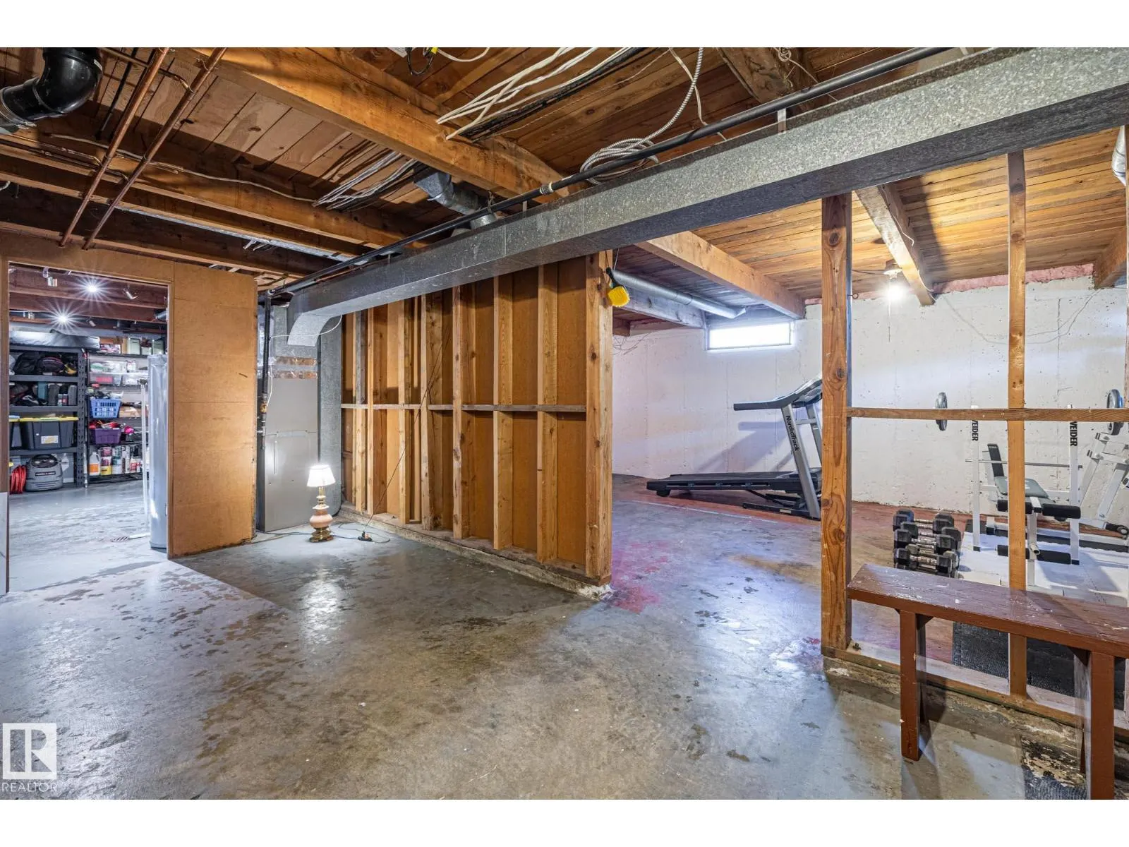 13515 124 ST NW