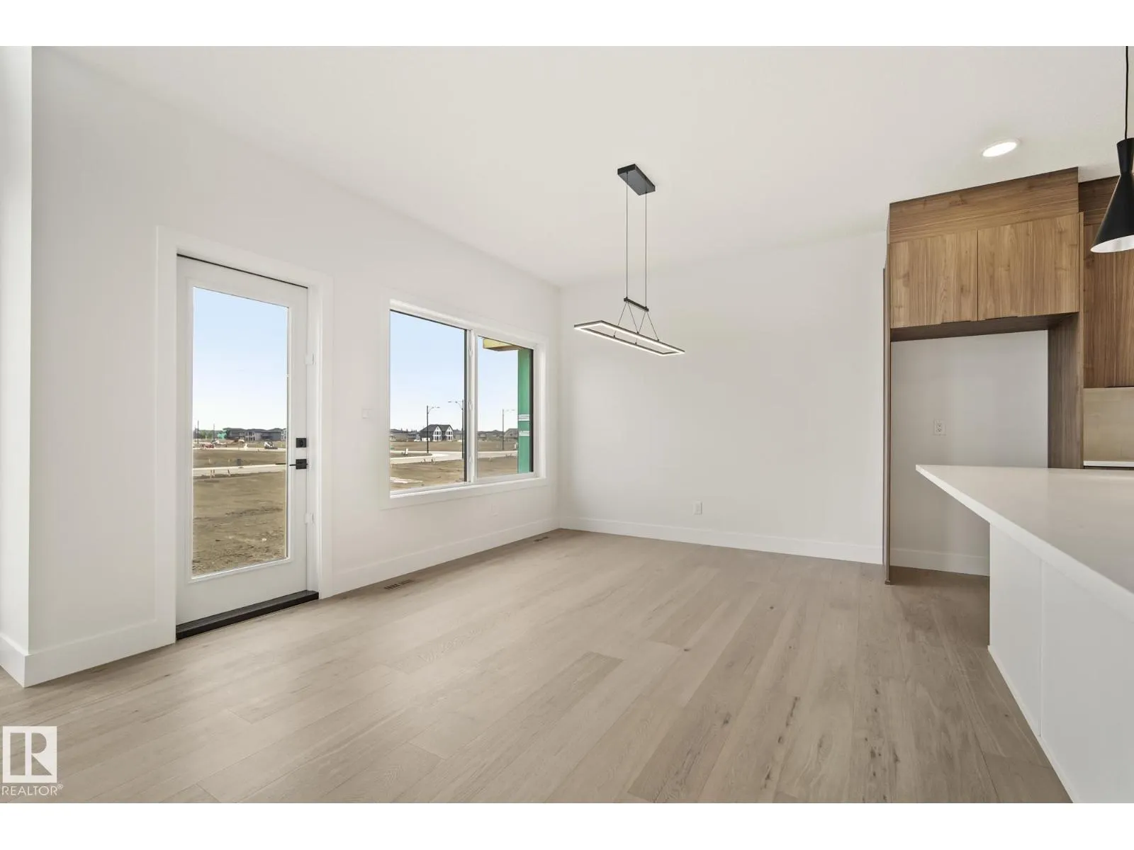 7095 KIVIAQ CR SW