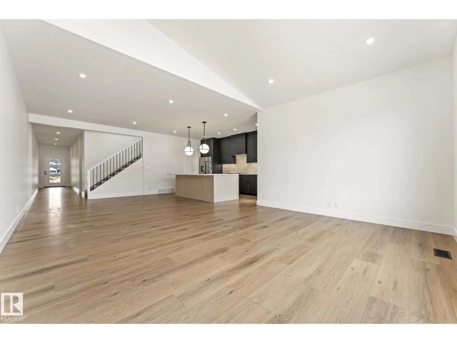 101 Newbury Ci