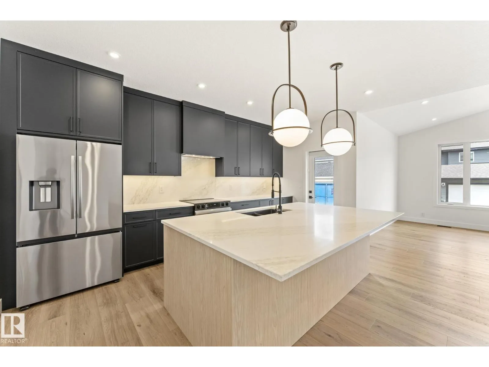 101 Newbury Ci