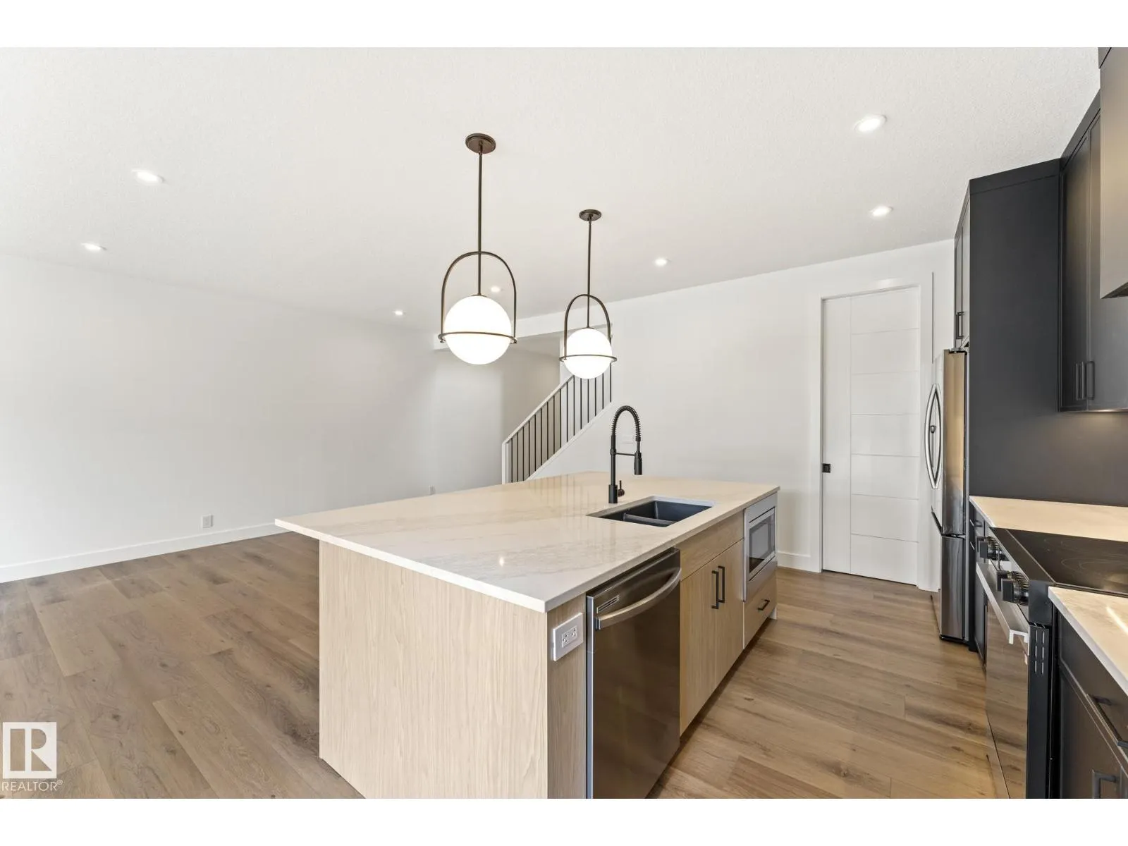 101 Newbury Ci