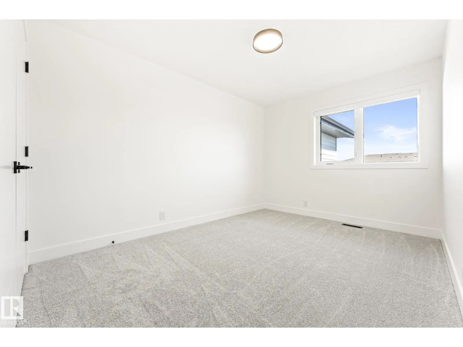 103 Newbury Ci