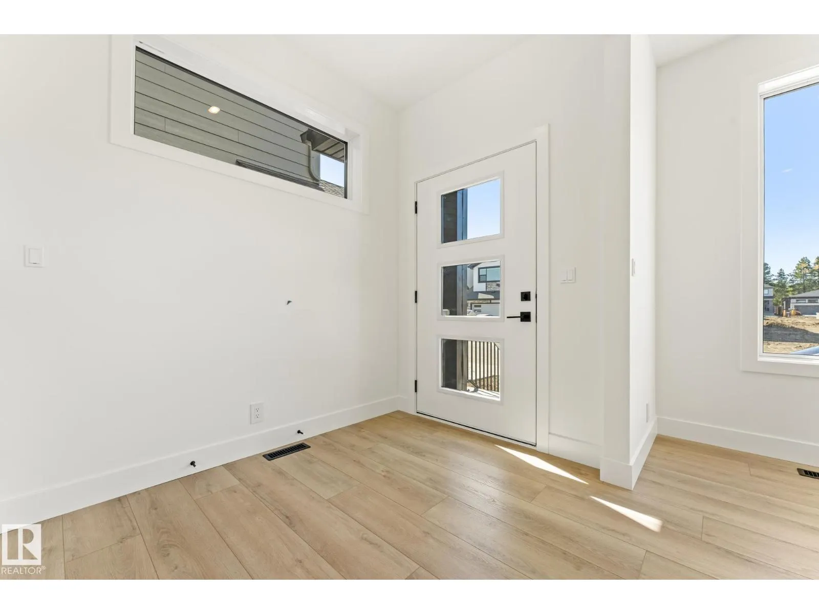103 Newbury Ci