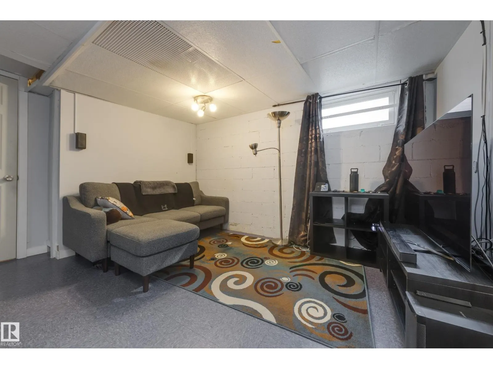 12126 39 ST NW