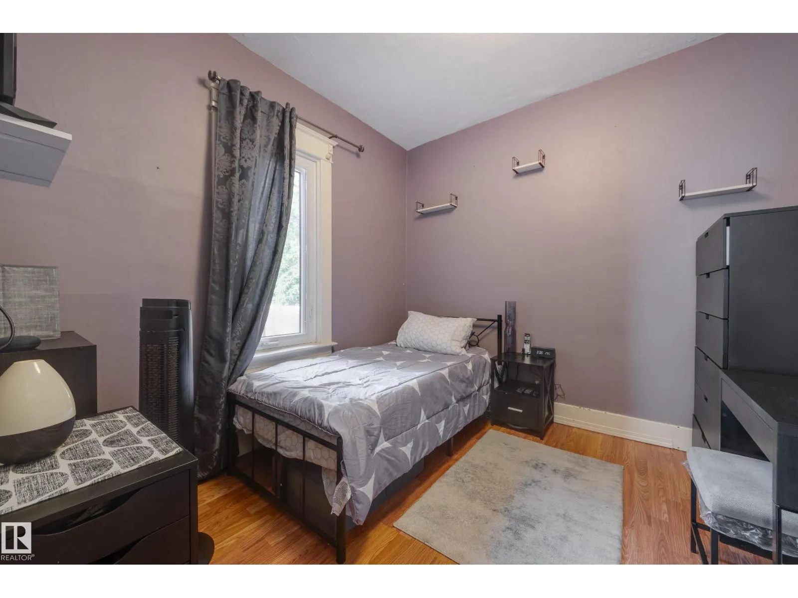 12126 39 ST NW