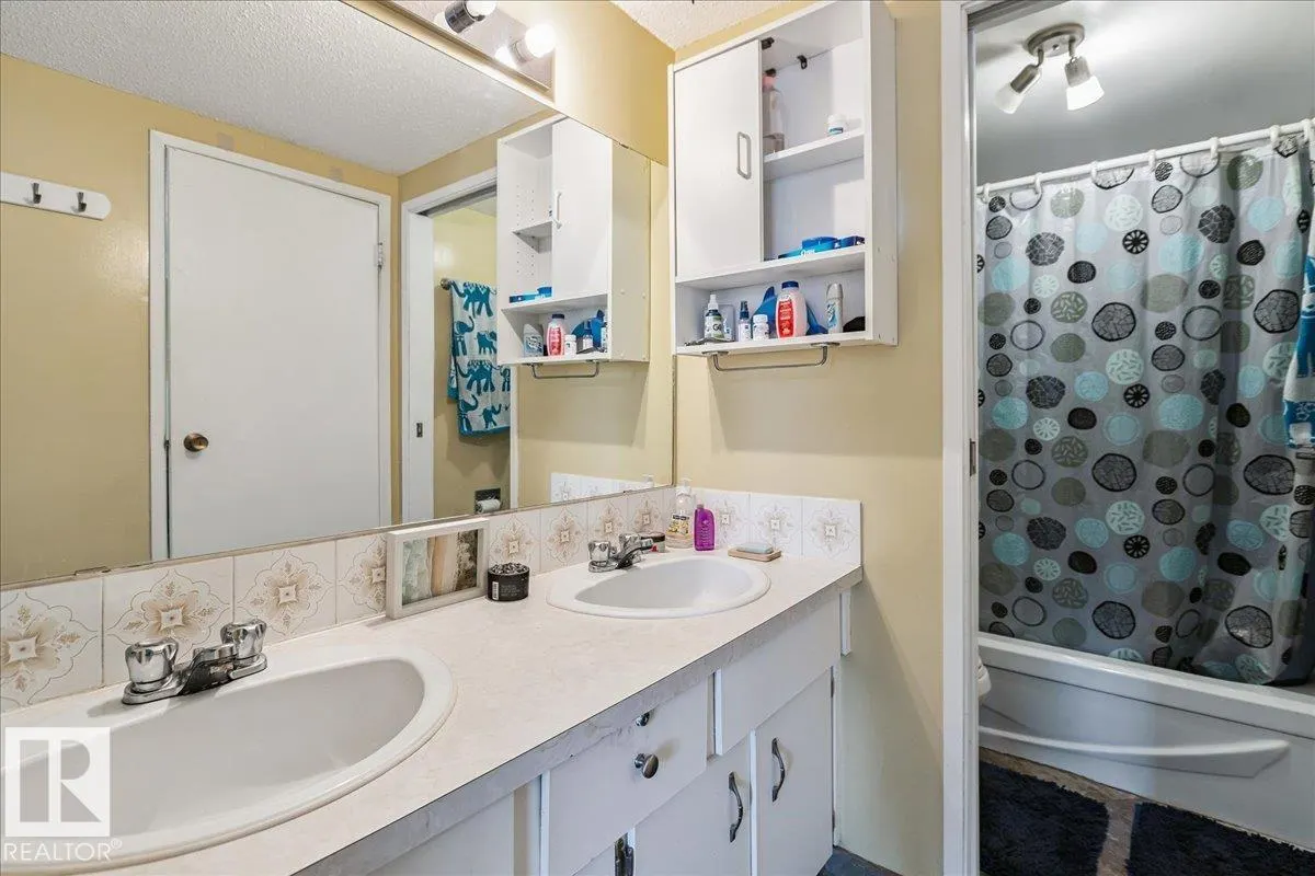 #306 10335 118 ST NW NW