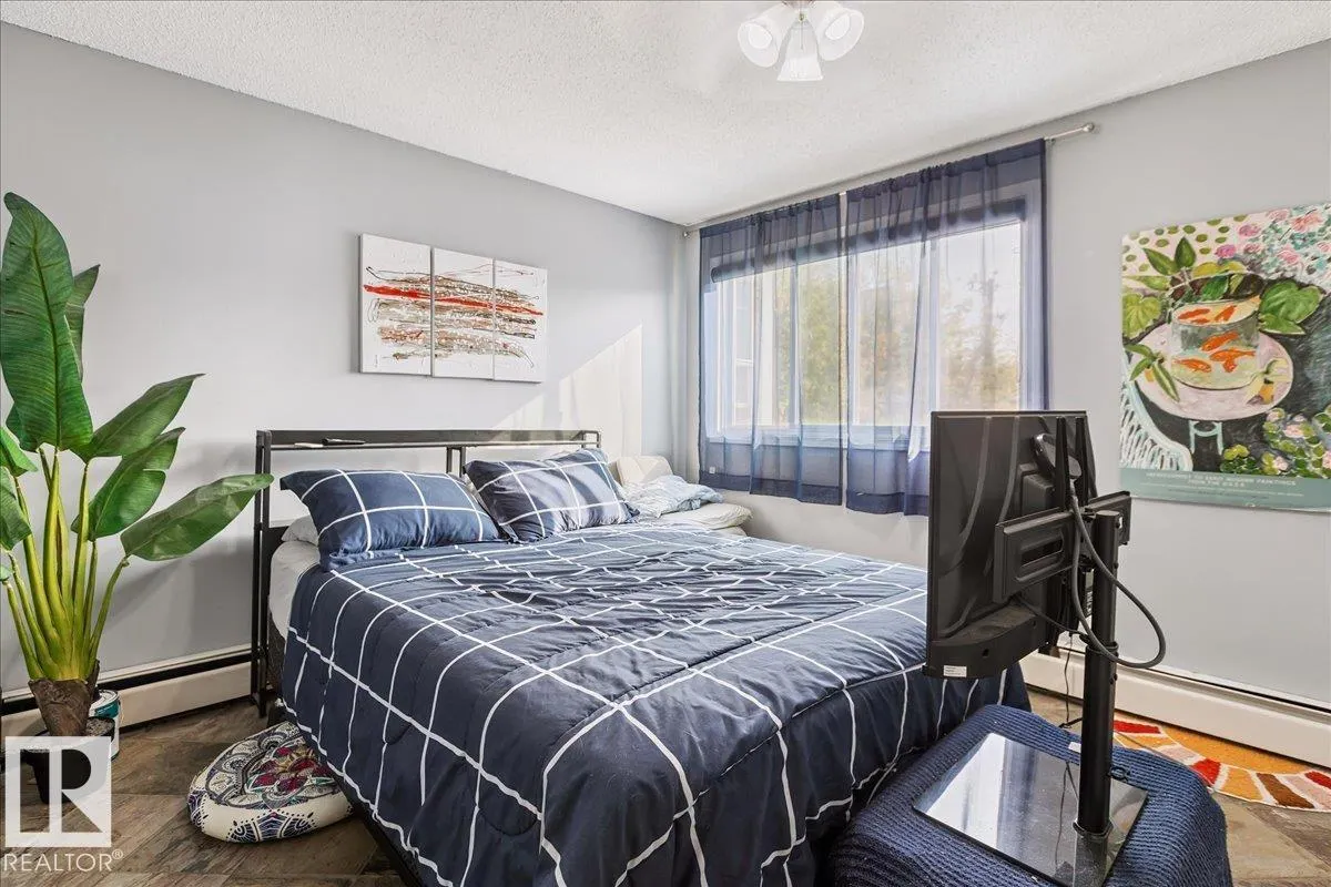 #306 10335 118 ST NW NW