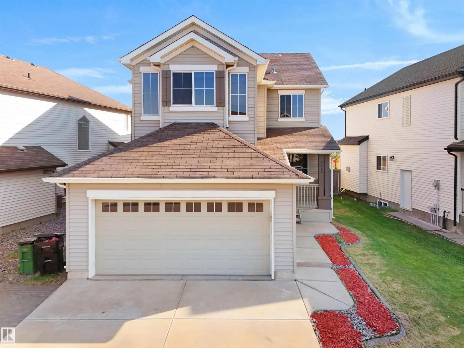 5903 12 AV SW