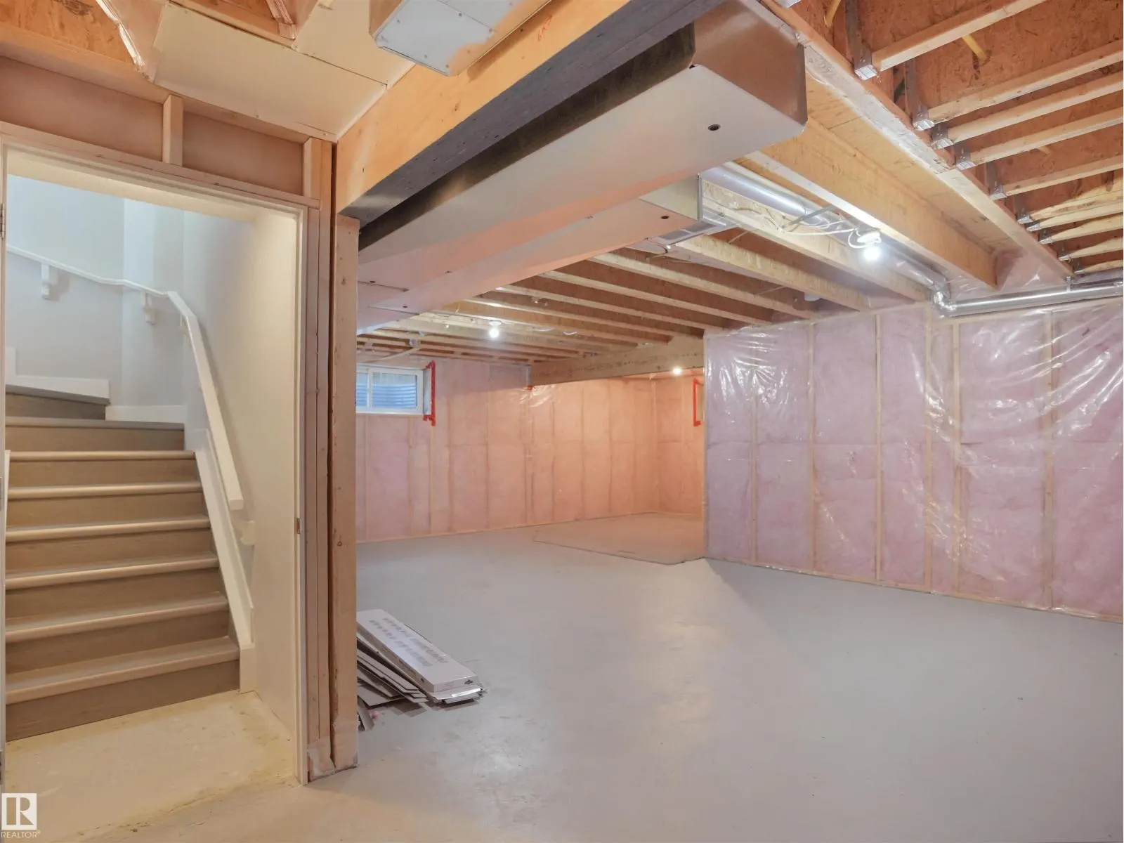5903 12 AV SW