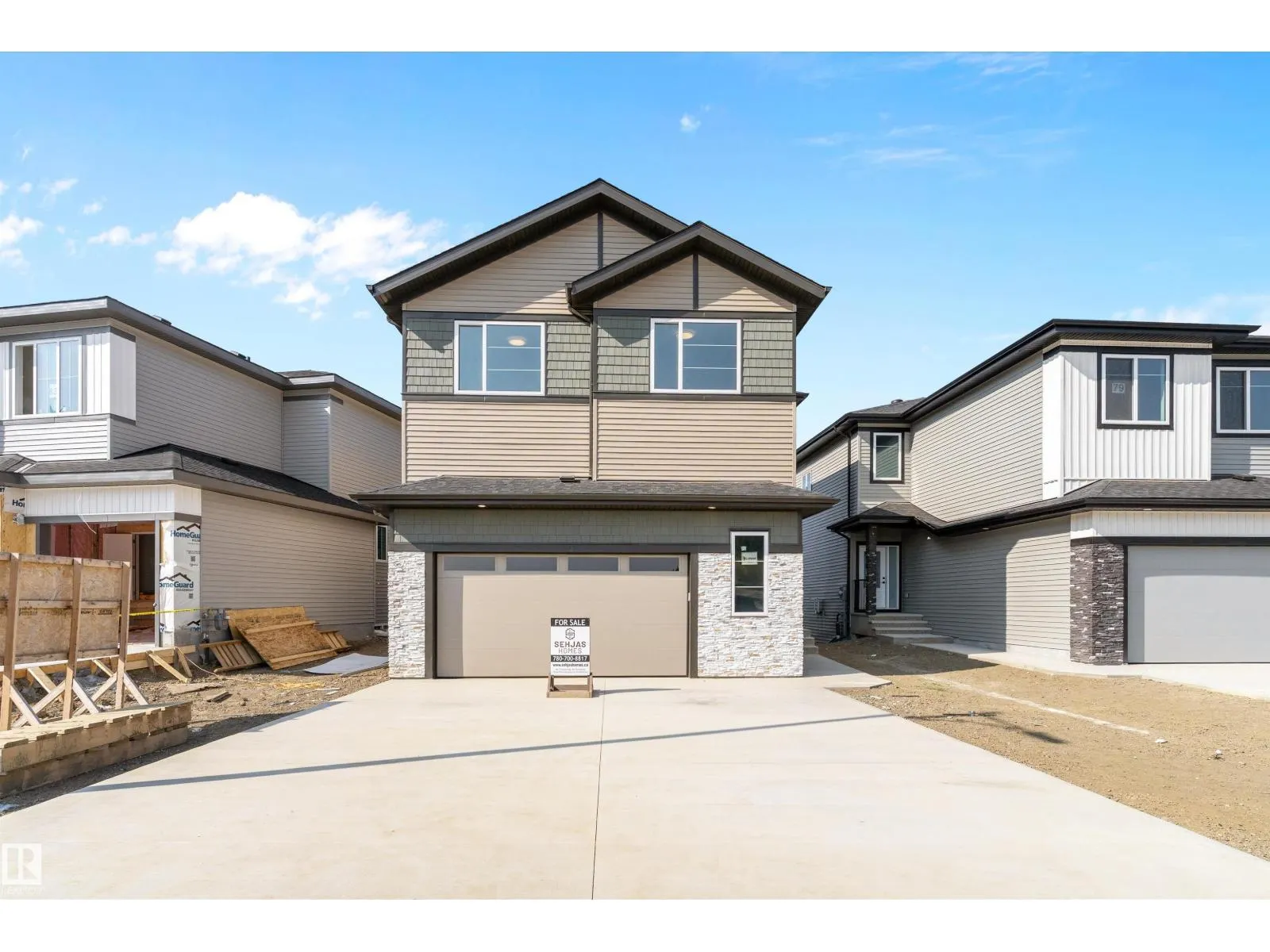 81 Meadowgrove LN