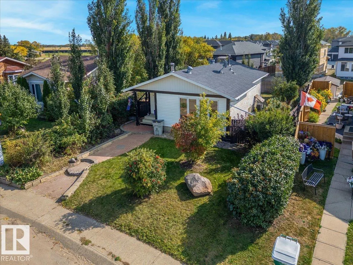 23 Lunnon DR