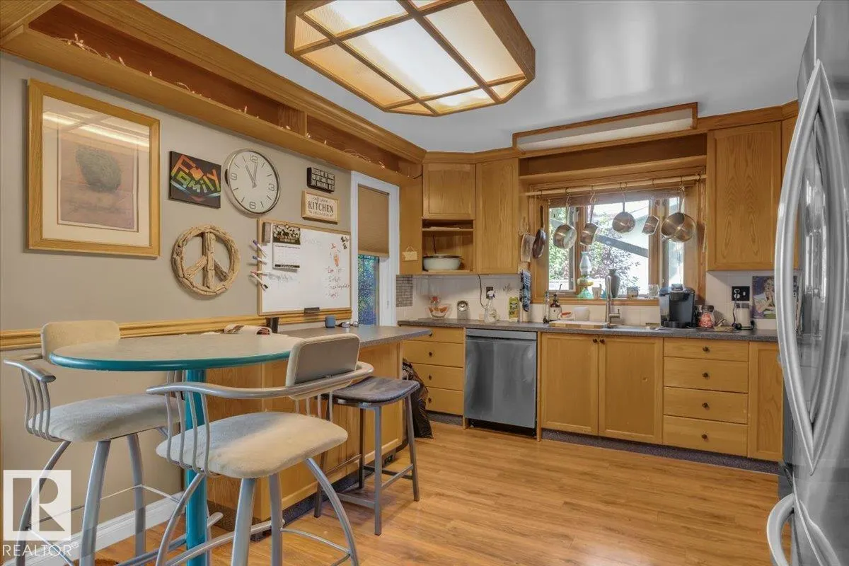 23 Lunnon DR